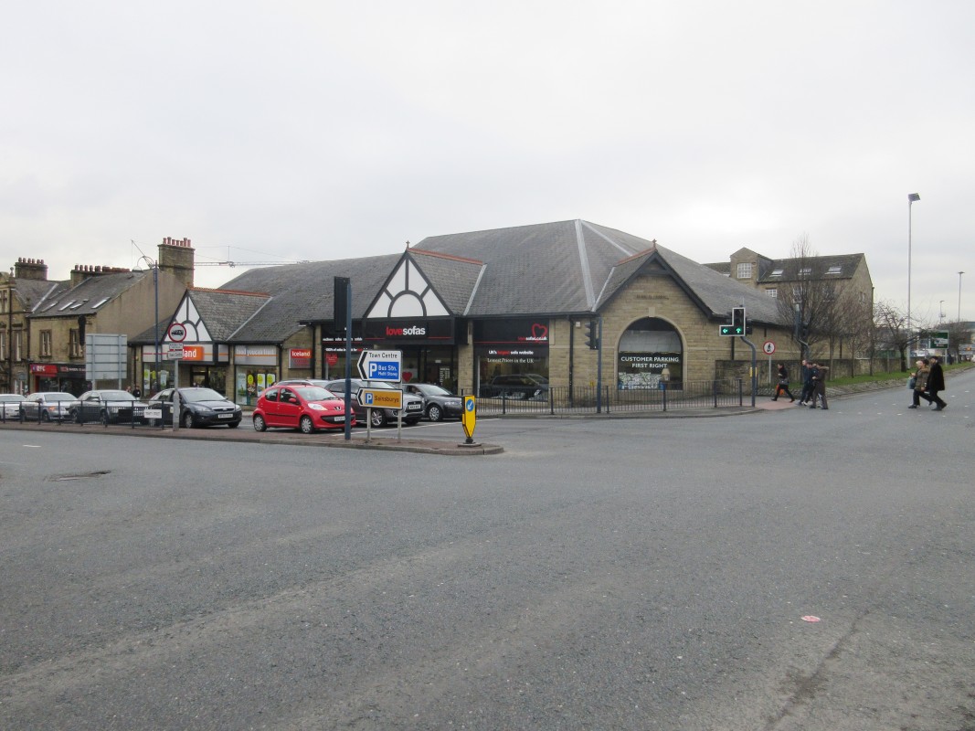 New Image for LCP HAS RETAINED WALKER SINGLETON CHARTERED SURVEYORS FOR THE LARGEST RETAIL LETTING IN HUDDERSFIELD FOR MORE THAN FIVE YEARS.